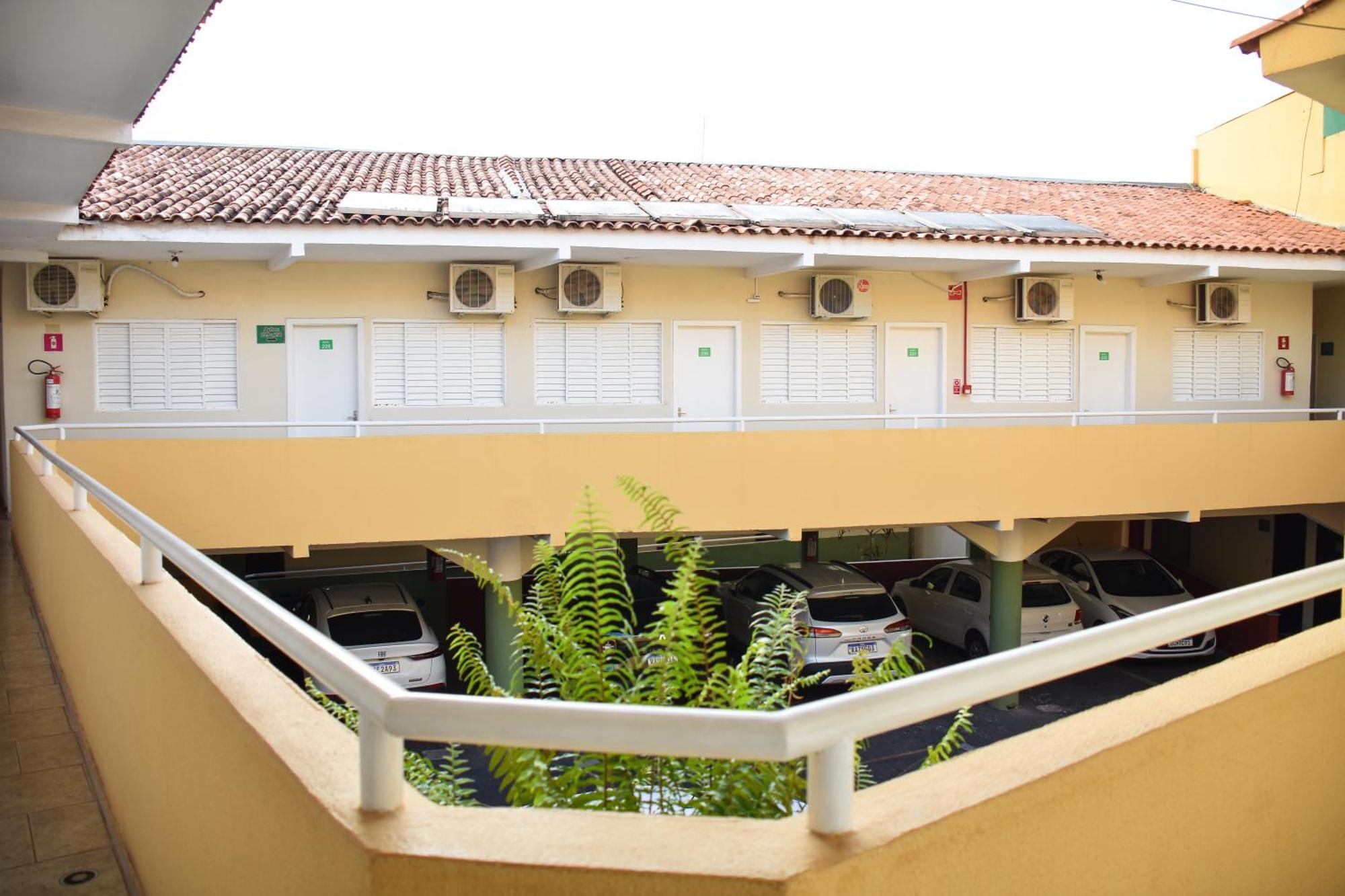 Hotel Casa Nova Várzea Grande Eksteriør billede