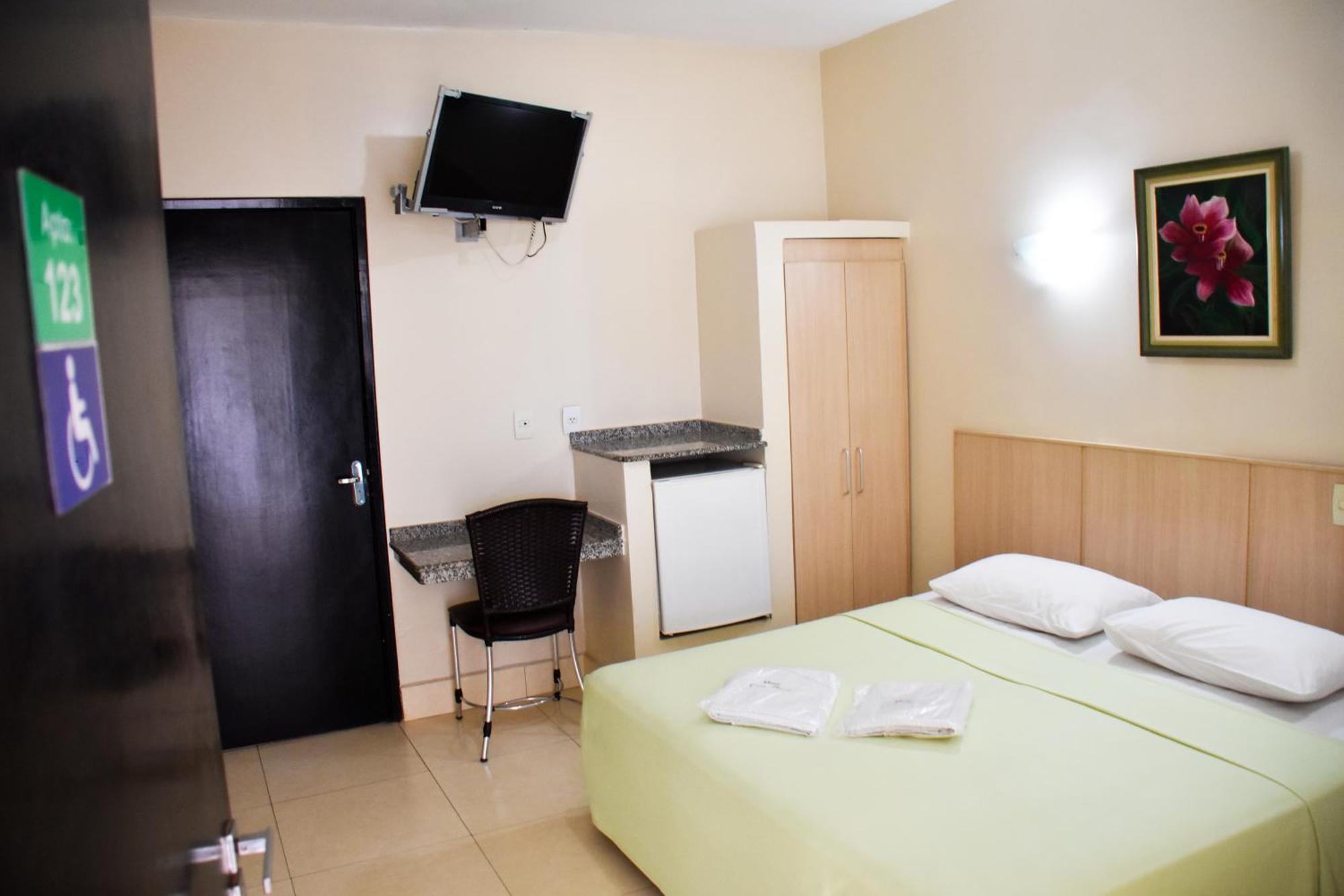 Hotel Casa Nova Várzea Grande Eksteriør billede