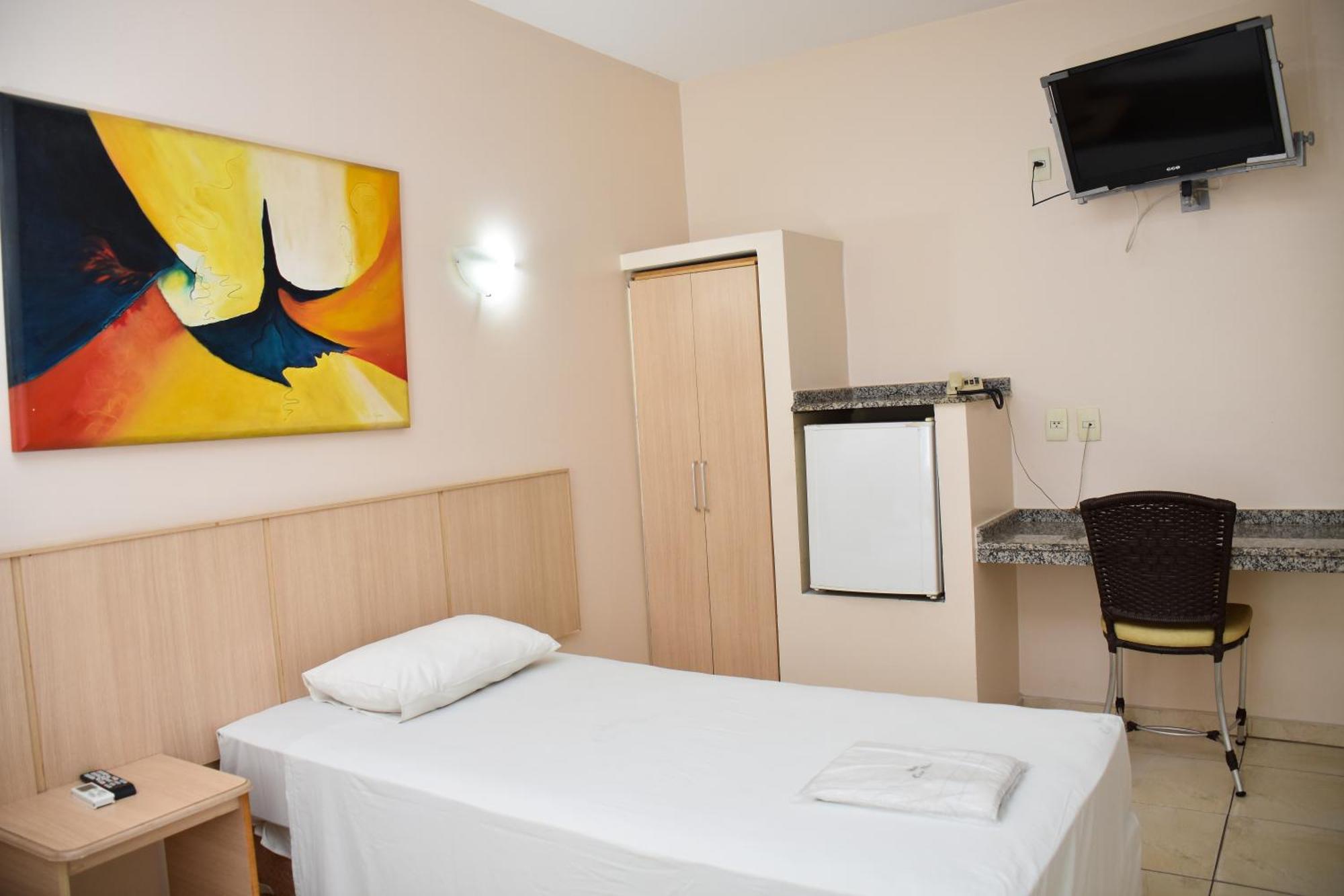 Hotel Casa Nova Várzea Grande Eksteriør billede
